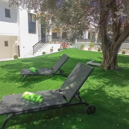 Debbi Appartments And Hotel Ialysos  Ngoại thất bức ảnh