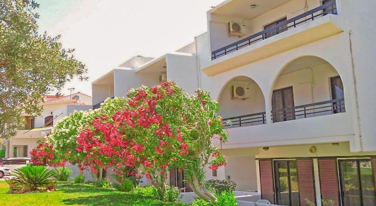Debbi Appartments And Hotel Ialysos  Ngoại thất bức ảnh